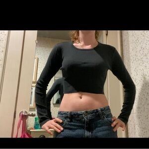 Brandy Melville Black Long Sleeve Crop Top